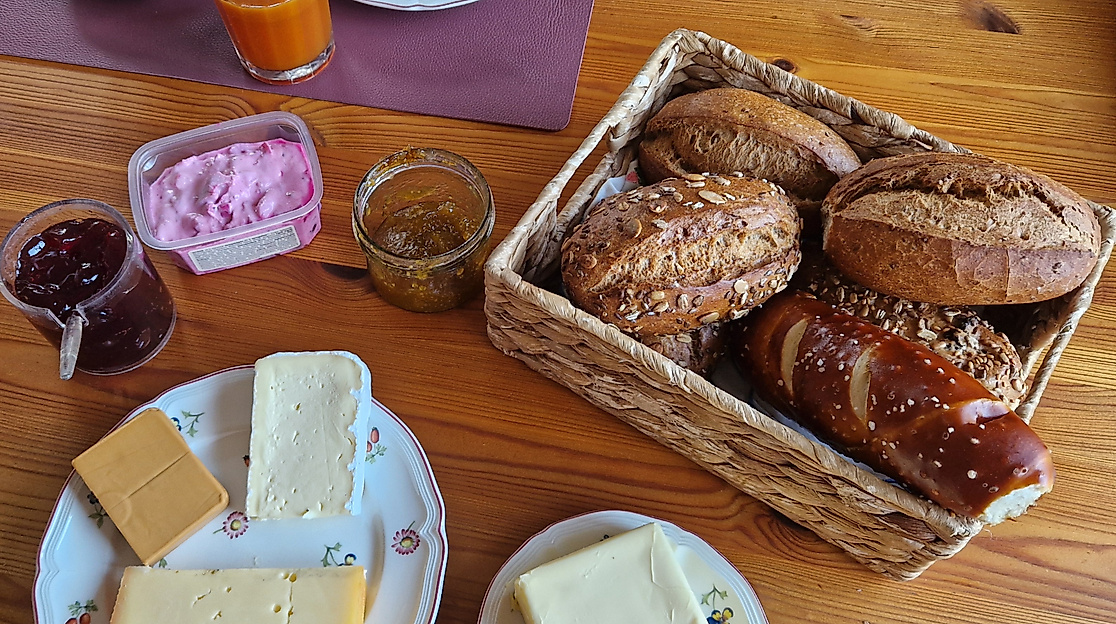 Klön-Frühstück auf dem Rockenhof