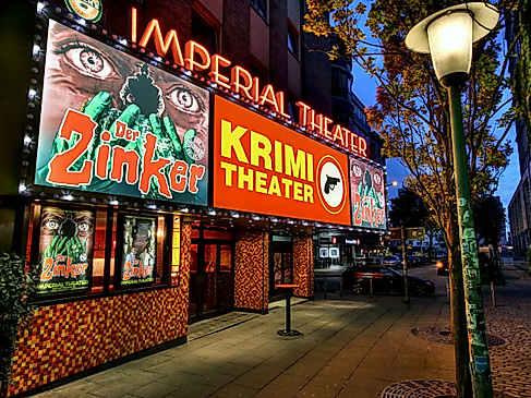 Imperial Theater_Aussen Seite