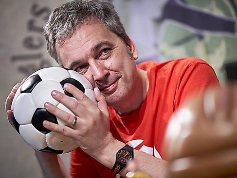 Immer Glück ist Können! - Zeiglers wunderbare Welt des Fußballs - LIVE!