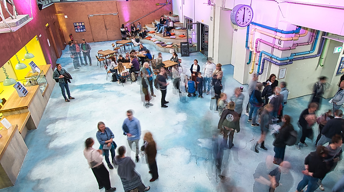 Blick hinter die Kulissen