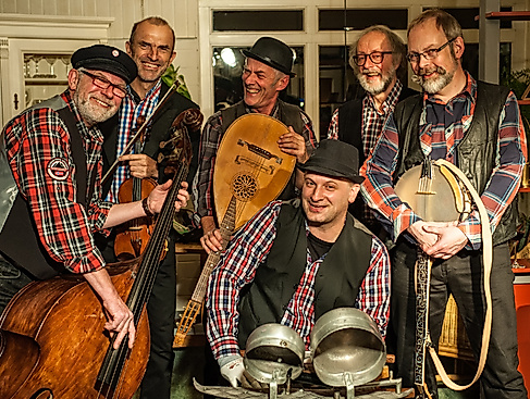 Appeltown Washboard Worms