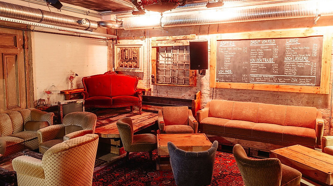 Hebebuehne-c-Aileen-Hoeltke-aka-Chaplin-web-2-2500x1500