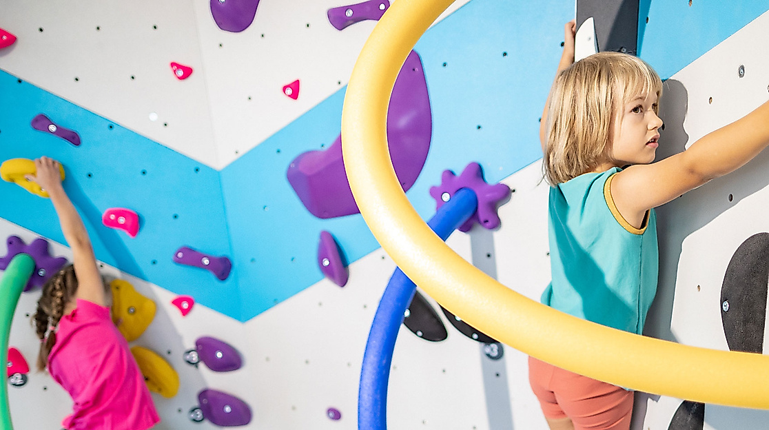 poi-2500x974_Boulderwelt_8