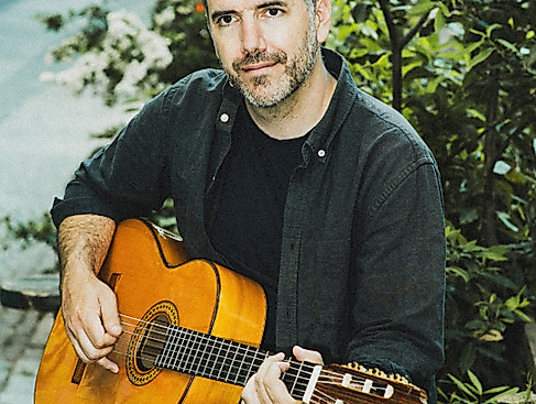 ANTOINE VILLOUTREIX (FR) (CHANSON, FOLK POP)