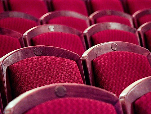 Bild von Sebastian Gößl auf Pixabay