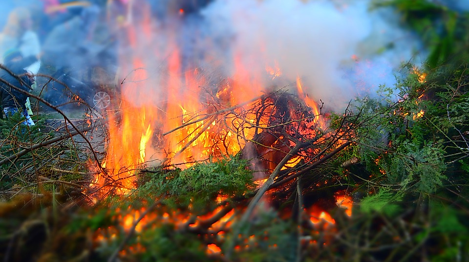 26-04-04 Osterfeuer pixabay