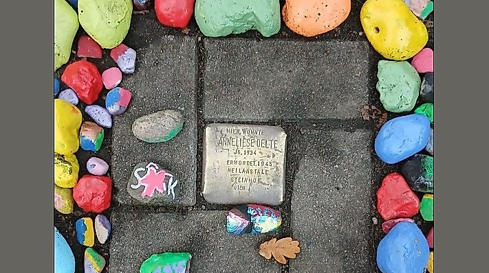 26-11-09 Stolperstein ©Runder Tisch Ahrensburg