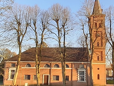 Marienkirche Quickborn, Seitenansicht