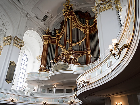 Große Orgel