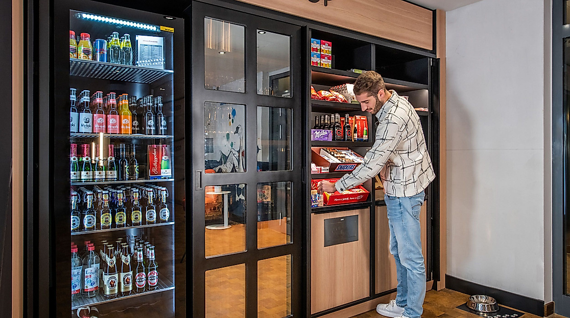 Adagio Access Hamburg: Shop