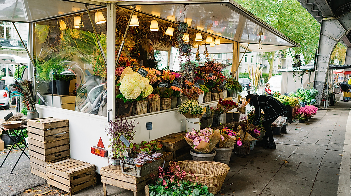 Isemarkt flower stand Hamburg