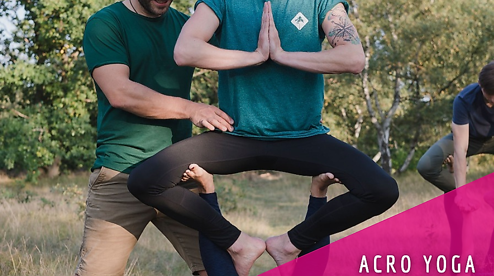Acro Yoga