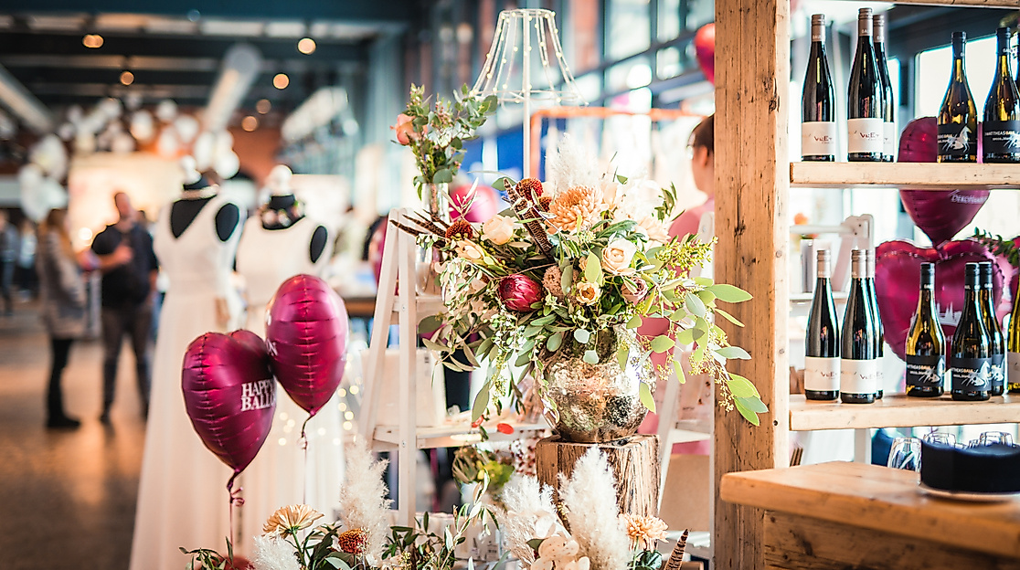 BRIDES & GROOMS - Dekoration