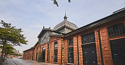 fischauktionshalle_landseite_c-2018-thisisjulia-photography-1_1