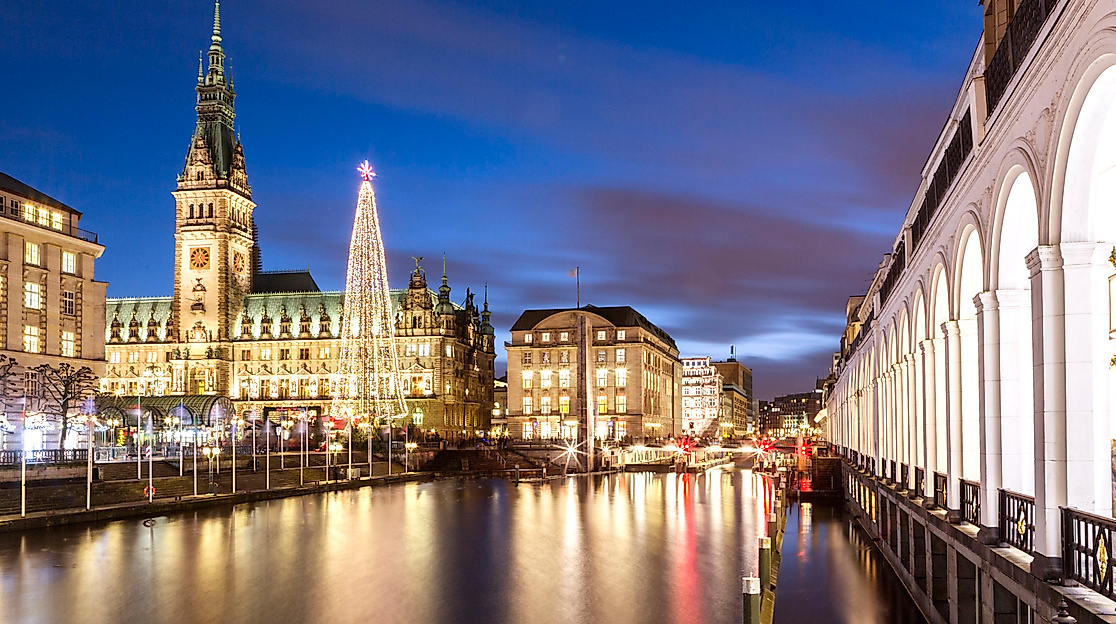 alster_weihnachtsmarkt_c-joerg-modrow_1