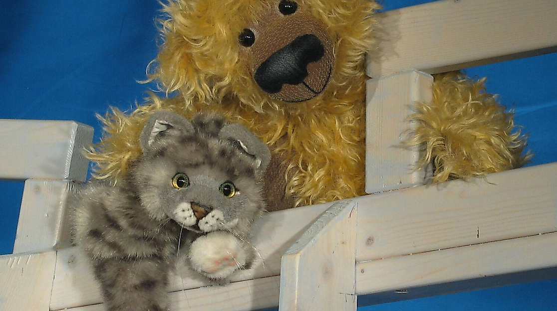 „Schmusebär und Kratzekatze” – Kindertheater (Teaser)