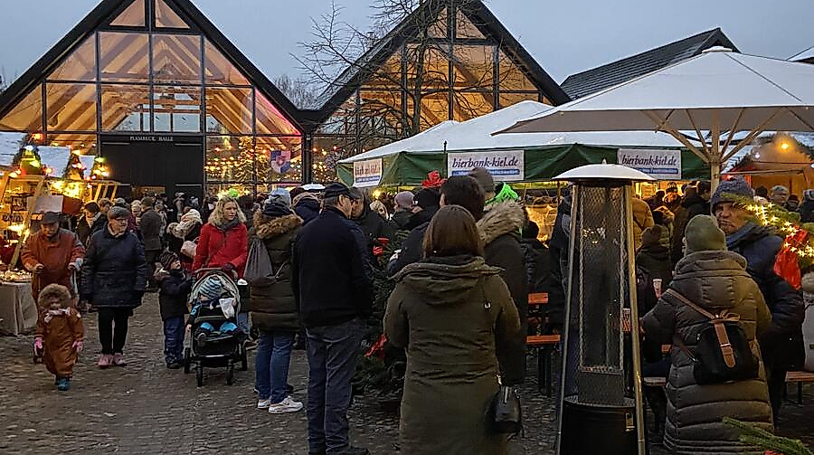 Weihnachtsmarkt der Kunsthandwerker Feuerwehrmuseum 2023
