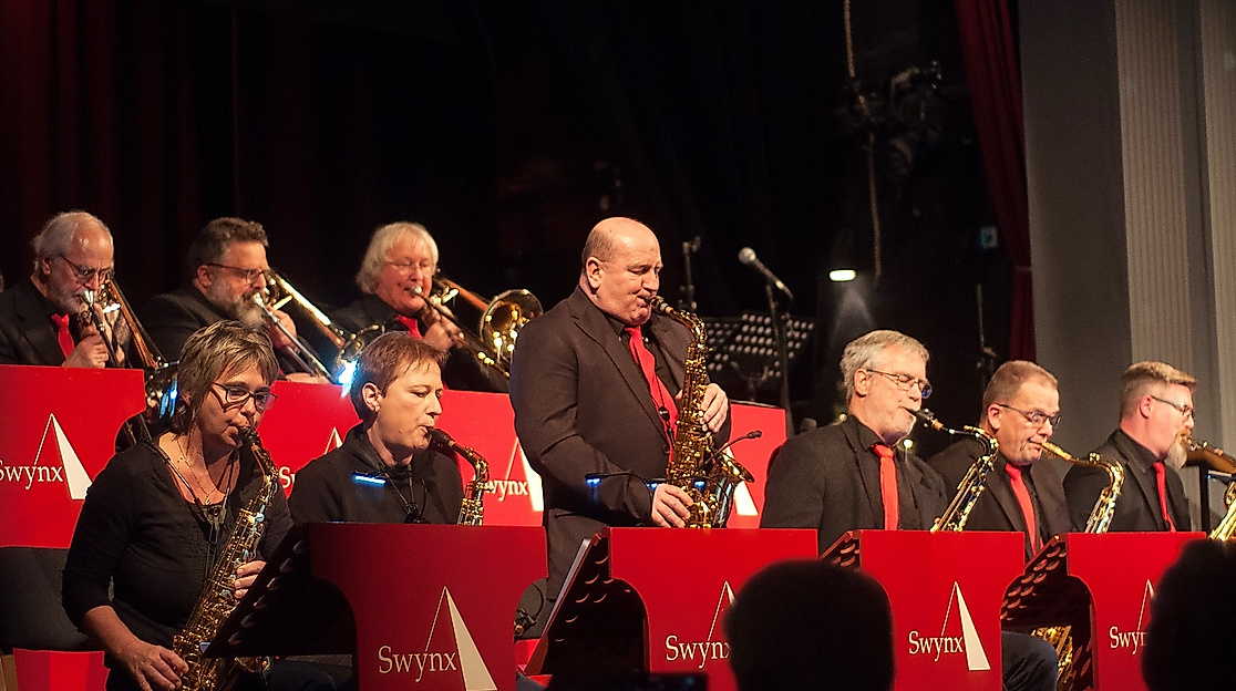 Swing in den Sommer