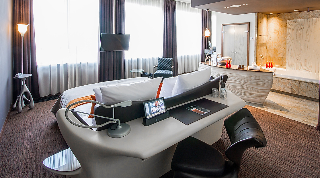 EAST Hotel Hamburg: Aqua Room