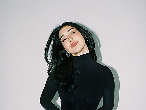 KJ-Pressematerial-ELIF-Credit__Bastian_Bochinski-6151_25207_