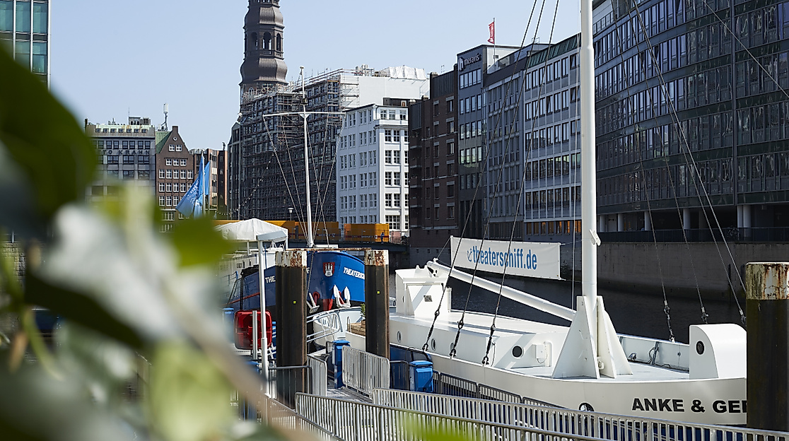Theaterschiff