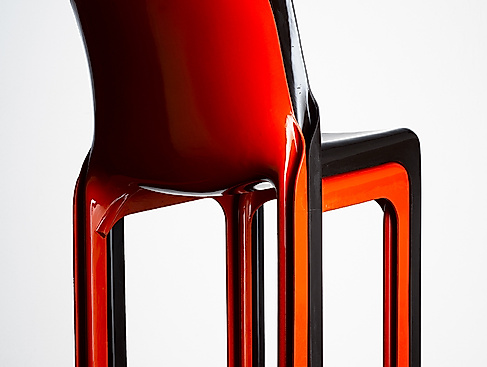 MK&G_Hello_Image_VicoMagistretti_Stapelstuhl_Selene_1969_MK&G_FotoHansHansen_klein