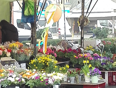 Frühling auf dem Lauenburger Wochenmarkt