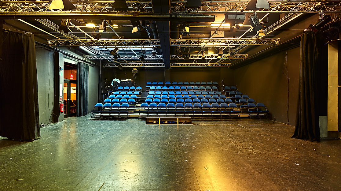 LICHTHOF Theater