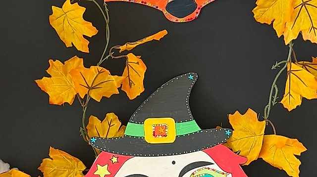 Herbst und Halloween Masken