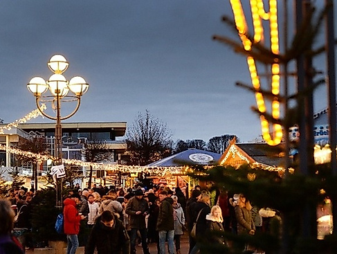 Wintermarkt - mit Boerney and the Tritops