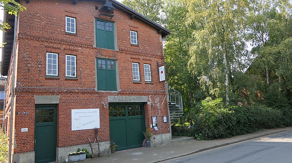 Kulturmuehle_Osten_Aussenansicht_Vorderseite_Osten_BR_SG_Hemmoor