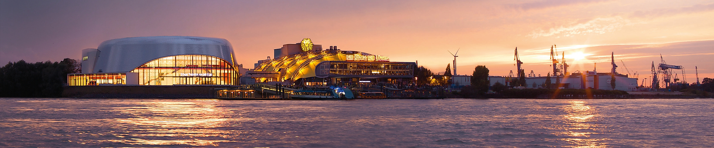 [Translate to Englisch:] Hamburg Card Theater Musical
