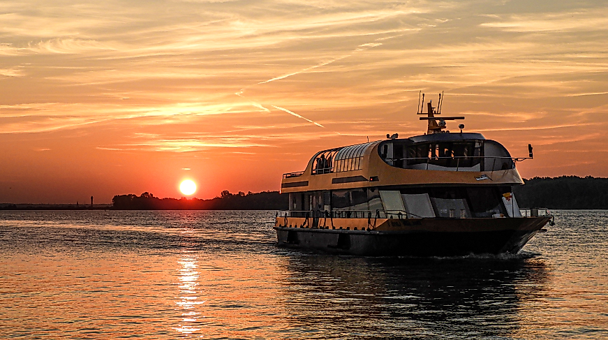 Sundowner Delux(x)e