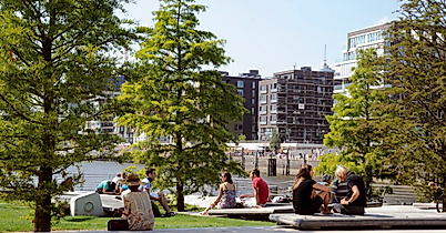 marco-polo-terrassen_kreuzfahrtschiff_c-2007-elbeflut-thomas-hampel_02