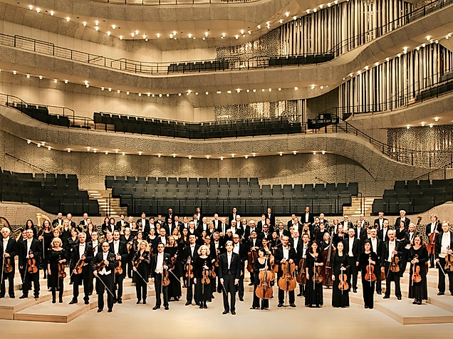 philstaatsorchester_c_felixbroede