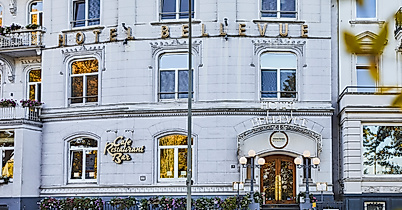 hotel-bellevue_unter-deck_c-2018-thisisjulia-photography-1