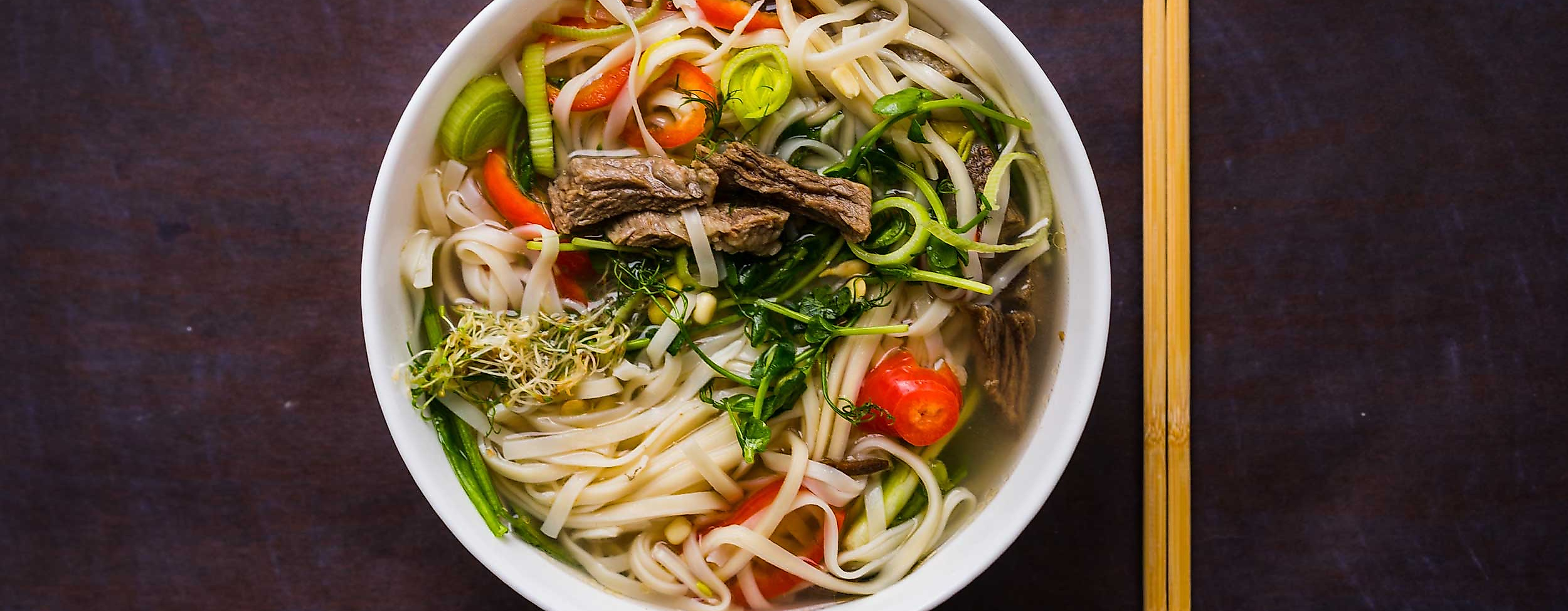 flying-market-pho-restaurants-top-10-suppen-c-unsplash-kirill-tonkikh