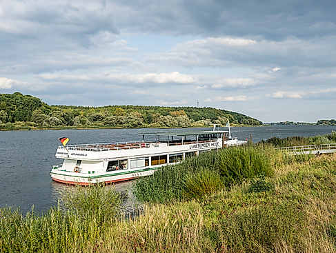 Schifffahrt zum Schiffshebewerk Scharnebeck mit 2-maliger Durchfahrt