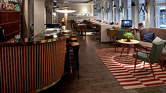 Hotel Henri Hamburg: Rezeption