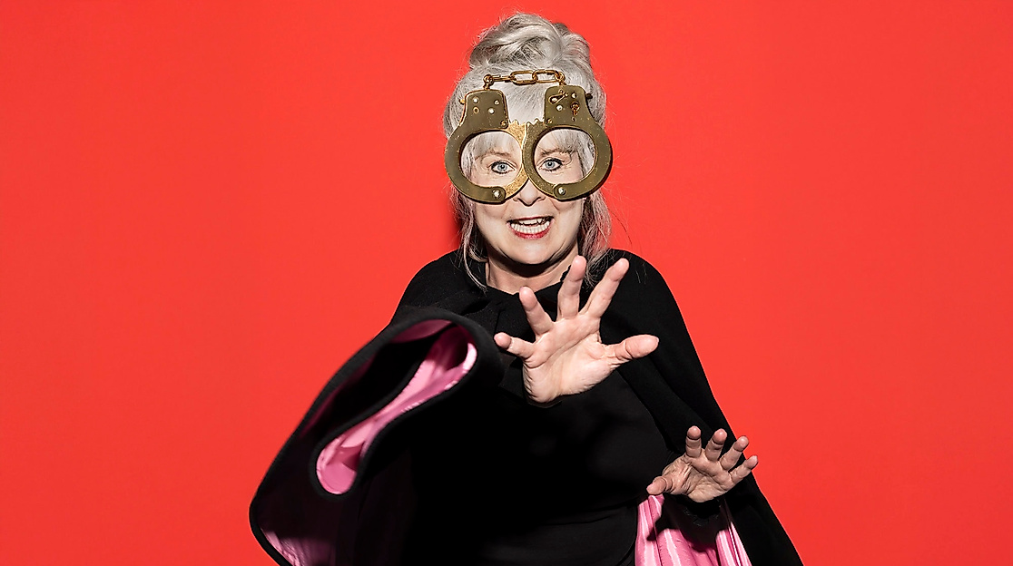 Beate Kiupel in Tiet is Geld im Ohnsorg-Theater