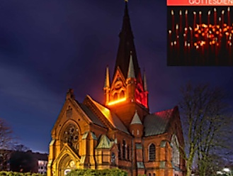 Kreuzkirche am Abend