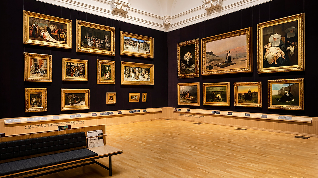 Raumansicht_Makart-Saal mit blockartiger Hängung_Foto F. Dott-1