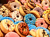royal-donuts_donuts-2969490_1920_c-bild-von-edward-lich-auf-pixabay