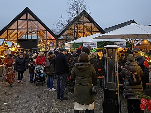 Weihnachtsmarkt der Kunsthandwerker Feuerwehrmuseum 2023