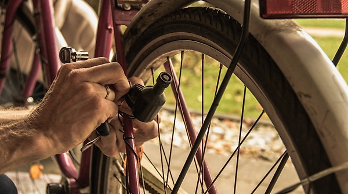 rad-repair-cafe_bild_thomas_schaeffer-1200x800