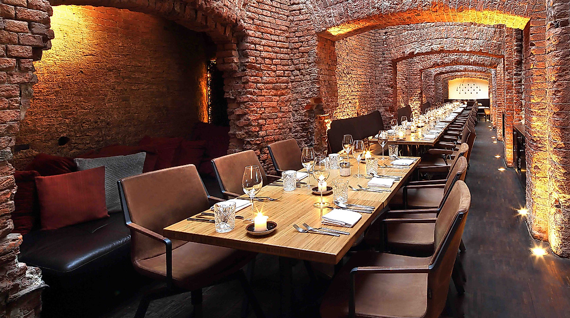 EAST Hotel Hamburg: Restaurant Kasematten