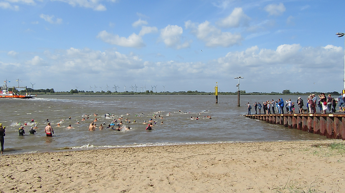 15. Hermann-Allmers-Schwimmen