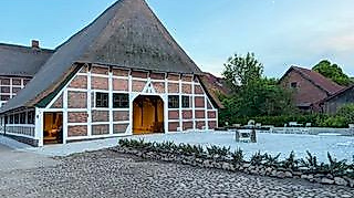 VEDANTA RETREAT: WISDOM FOR LIFE