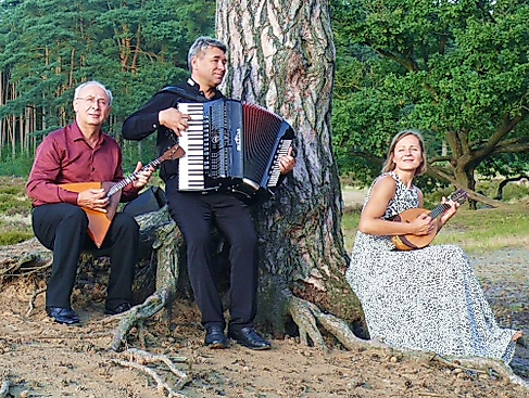 26-04-25 Berührend u. mitreißend Trio Vintage