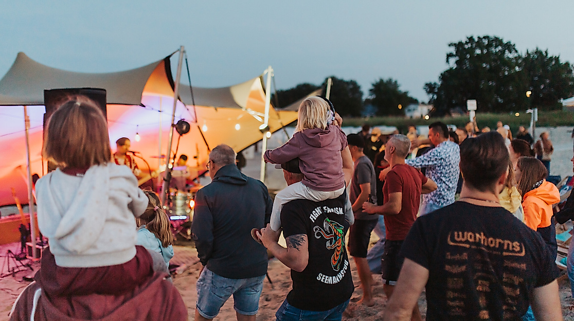 Musik im Strandkorb _ junge Bühne Scharbeutz Zuschauer 2024 © TALB(1)